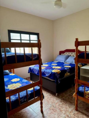 linda casa em caioba!